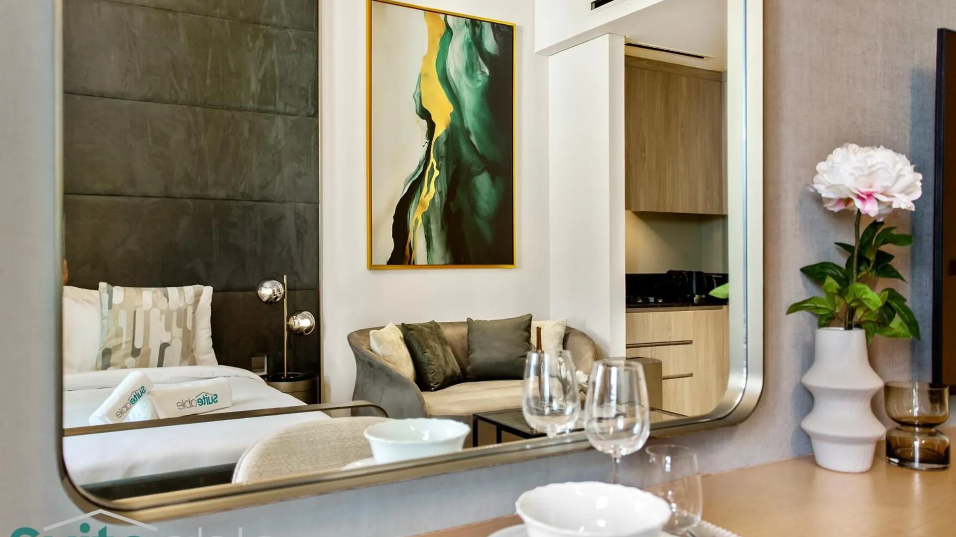 Sophisticated Studio In The Autograph Dubai Apartment